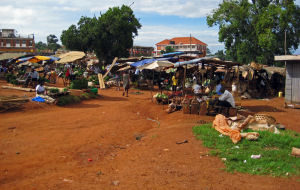Marknad i Entebbe